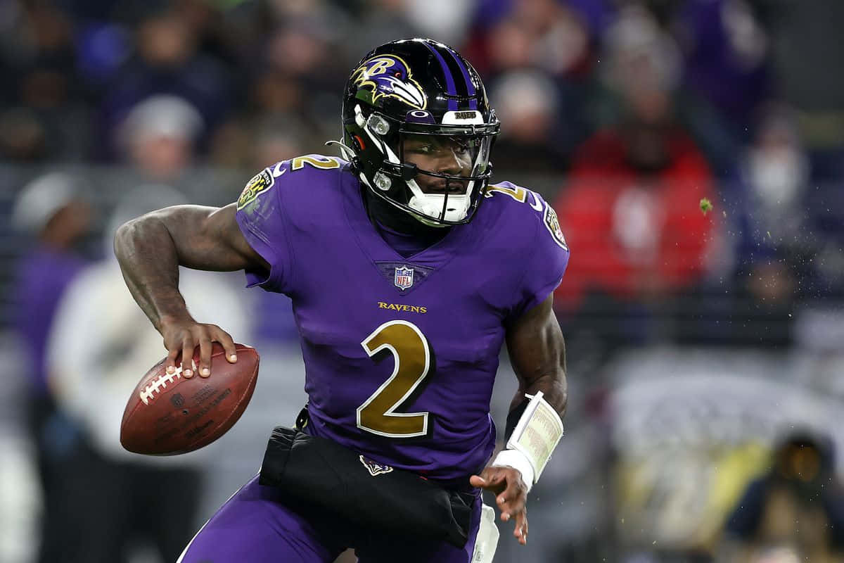 Tyler Huntley Baltimore Ravens Quarterback Handlingsbilde Bakgrunnsbildet