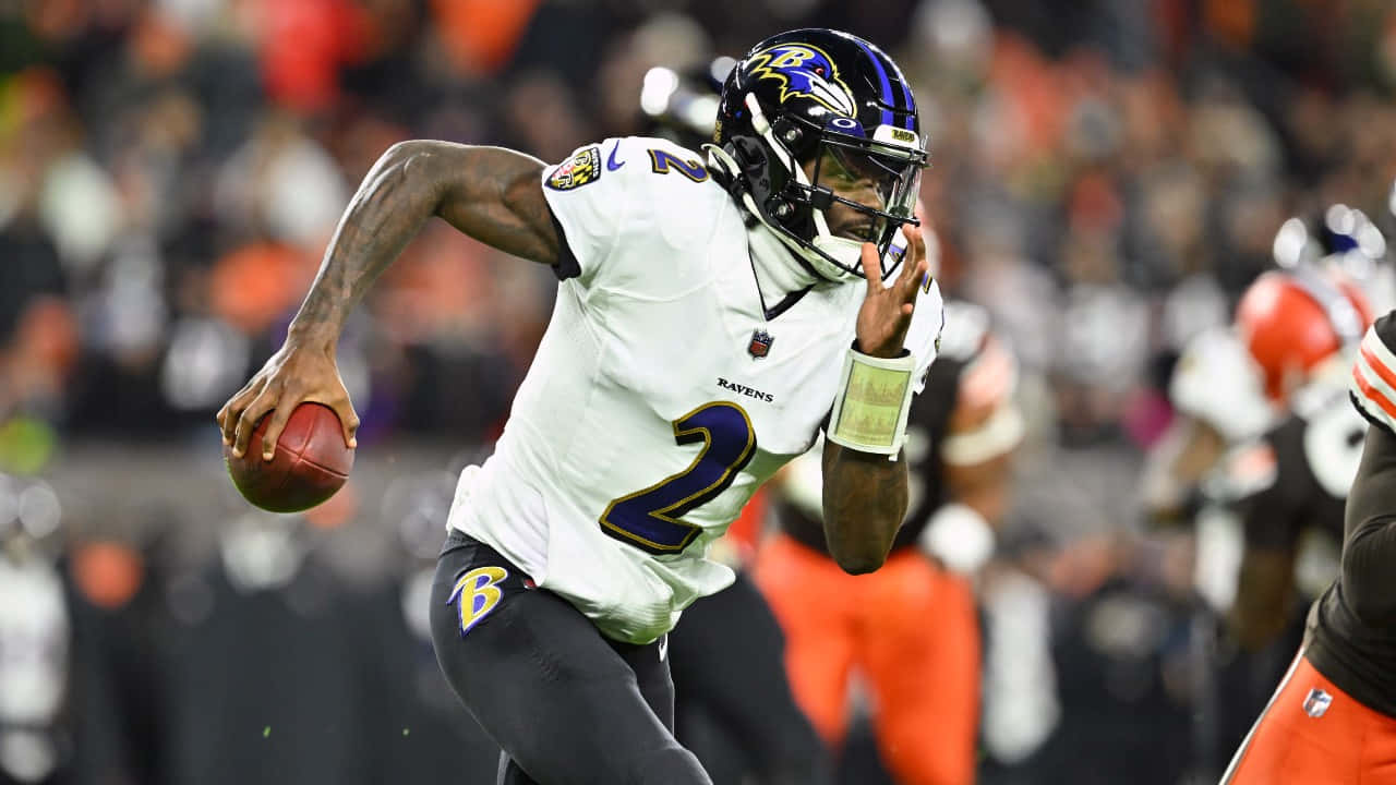 Tyler Huntley Ravens Quarterback Handlingsbilde Bakgrunnsbildet