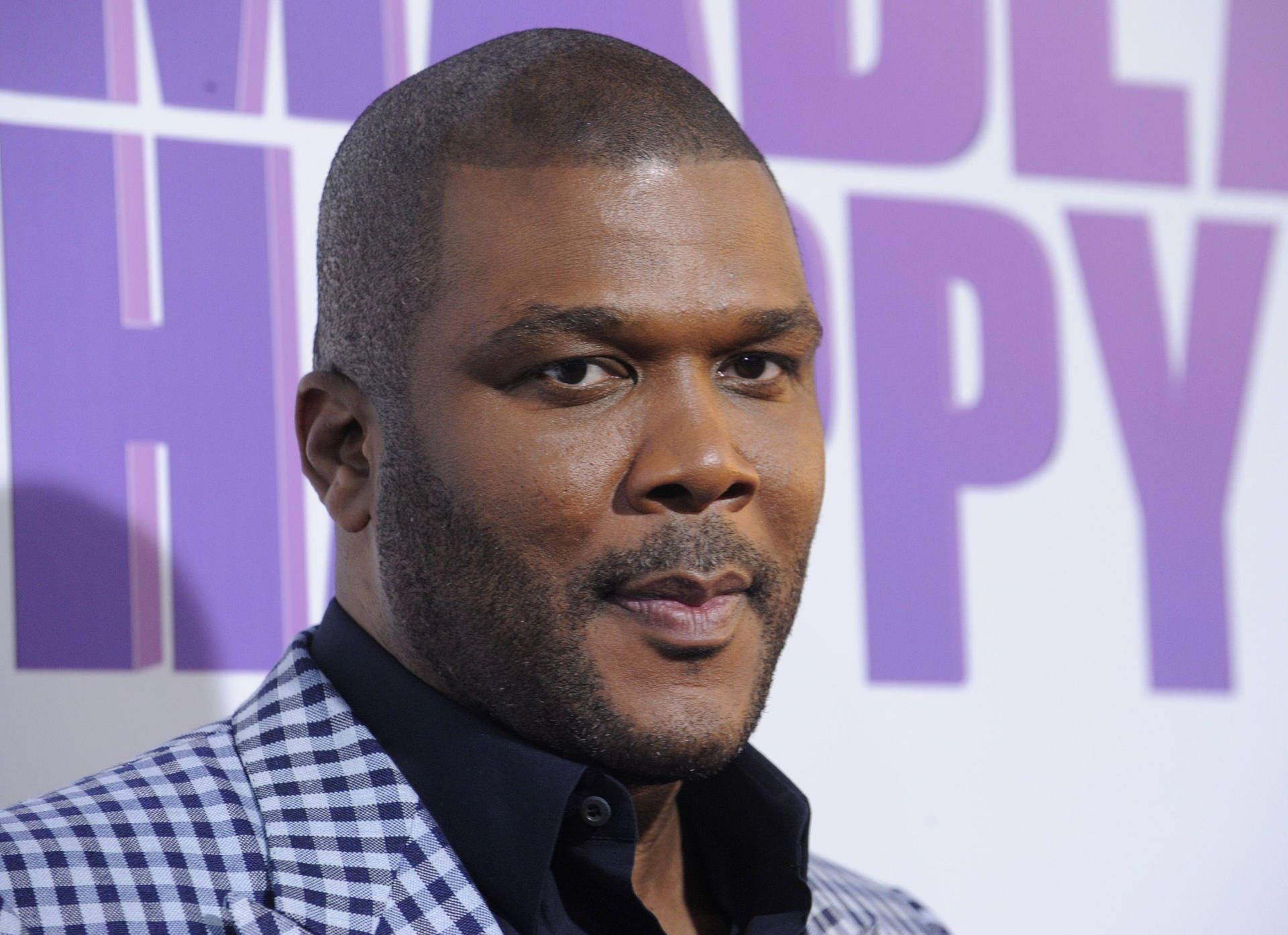 Tyler Perry Flaunting His Dapper Look Wallpaper