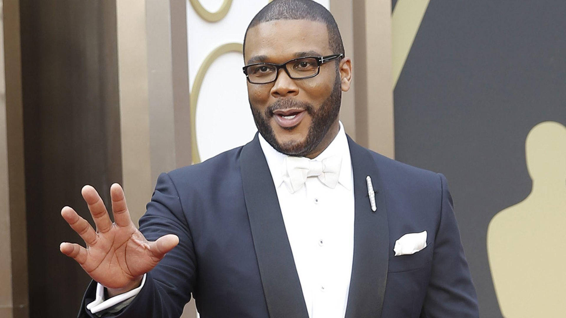 Tyler Perry Friendly Wave Wallpaper