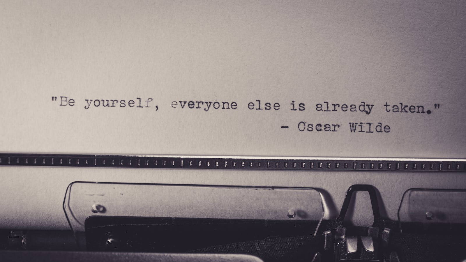 Typewriter Motivational Quotes Wallpaper