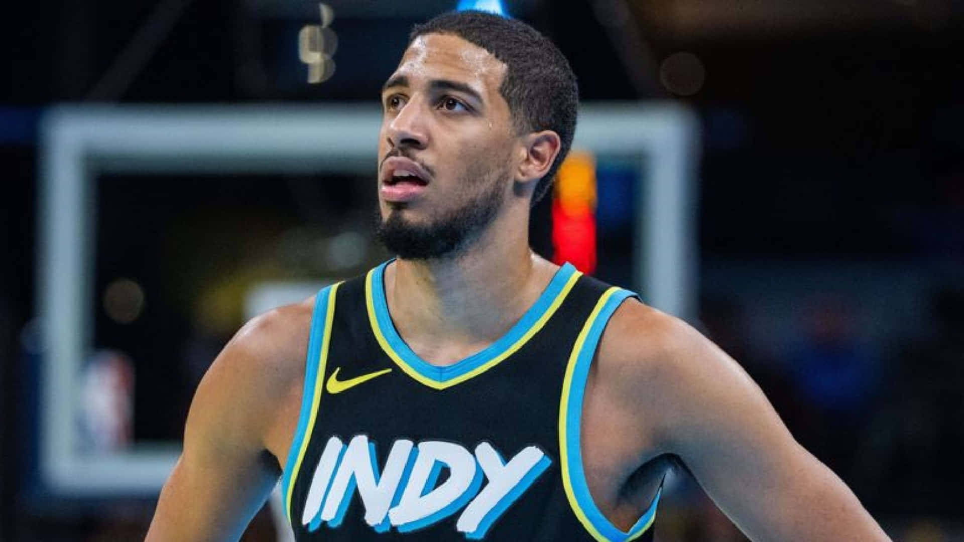 Tyrese Haliburton Indiana Pacers Court Side Wallpaper