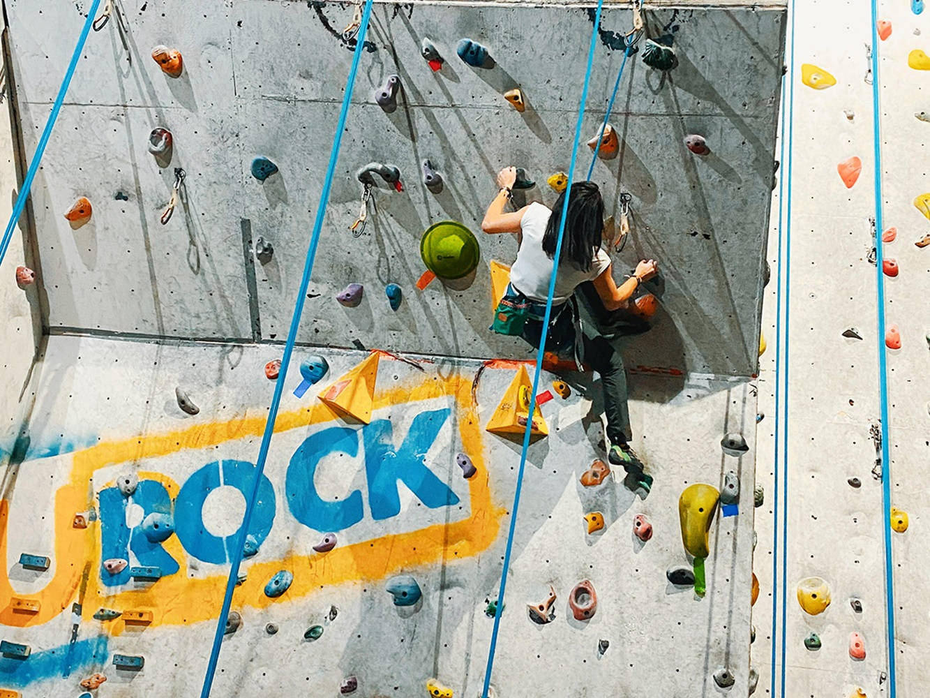 U Rock Sport Climbing Wallpaper