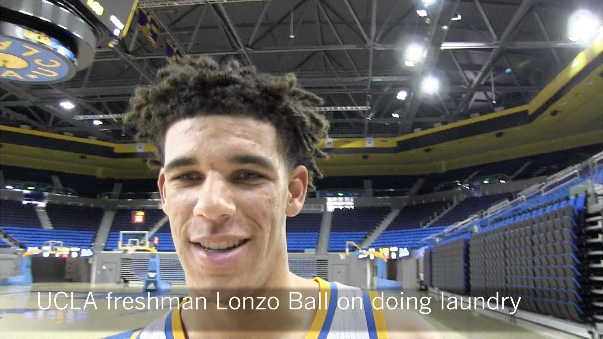 UCLA førsteårsstuderende Lonzo Ball er fantastisk lige så billedet, som dette tapet viser. Wallpaper
