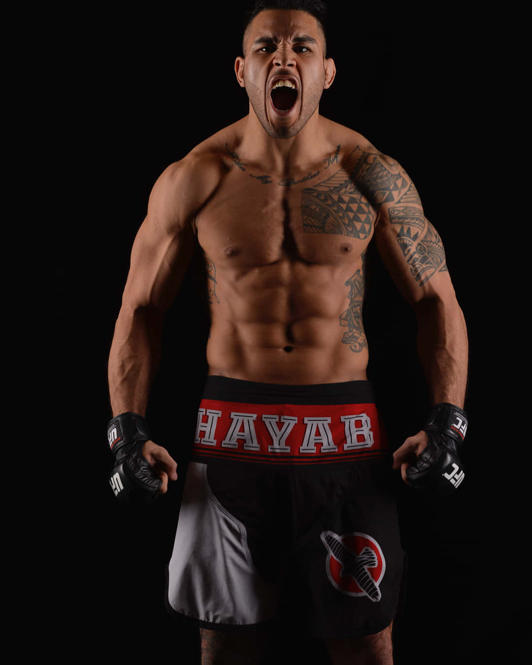 UFC-kæmper Brad Tavares med sort baggrund Wallpaper