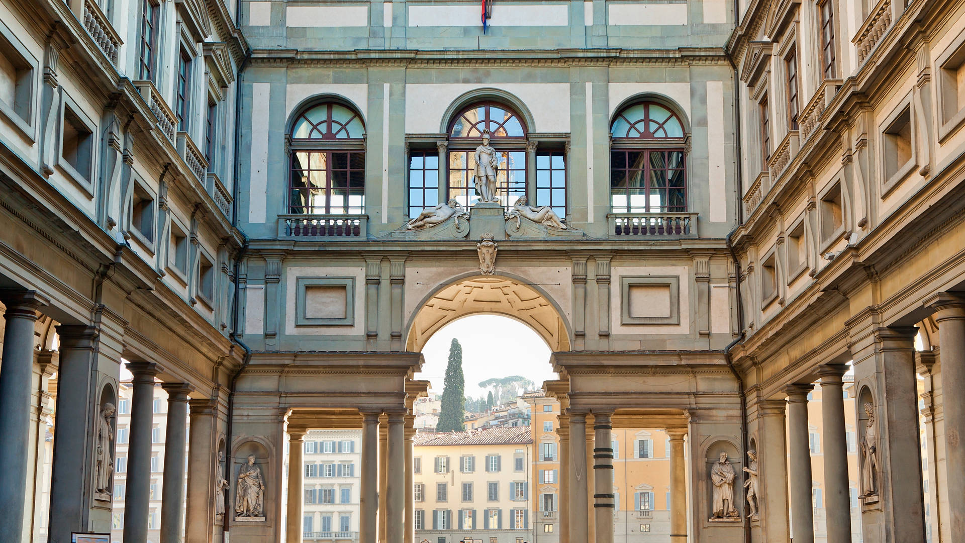 Uffizi Gallery Renaissance Art Museum Background