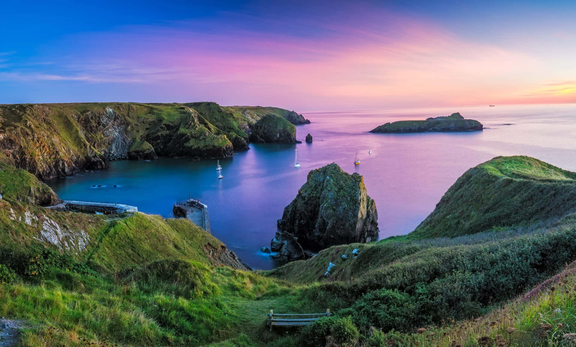 Explore the beauty of the United Kingdom