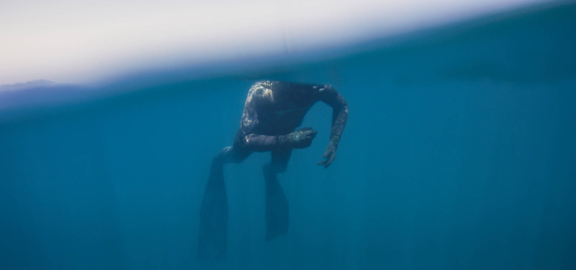 Imagemde Mergulho Com Snorkel Subaquático. Papel de Parede