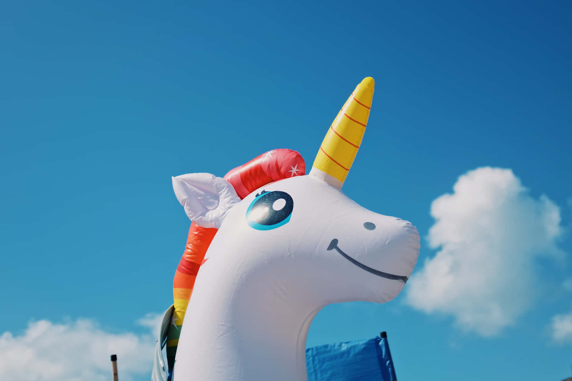 Happy Inflatable Unicorn Head Picture