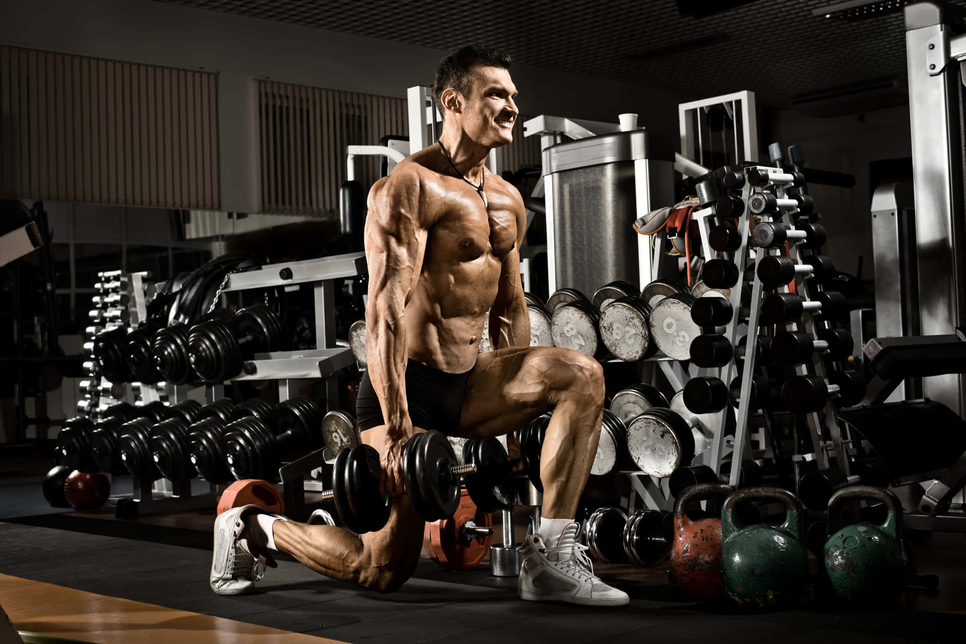 Unilateral Exercise For Body Builders Wallpaper