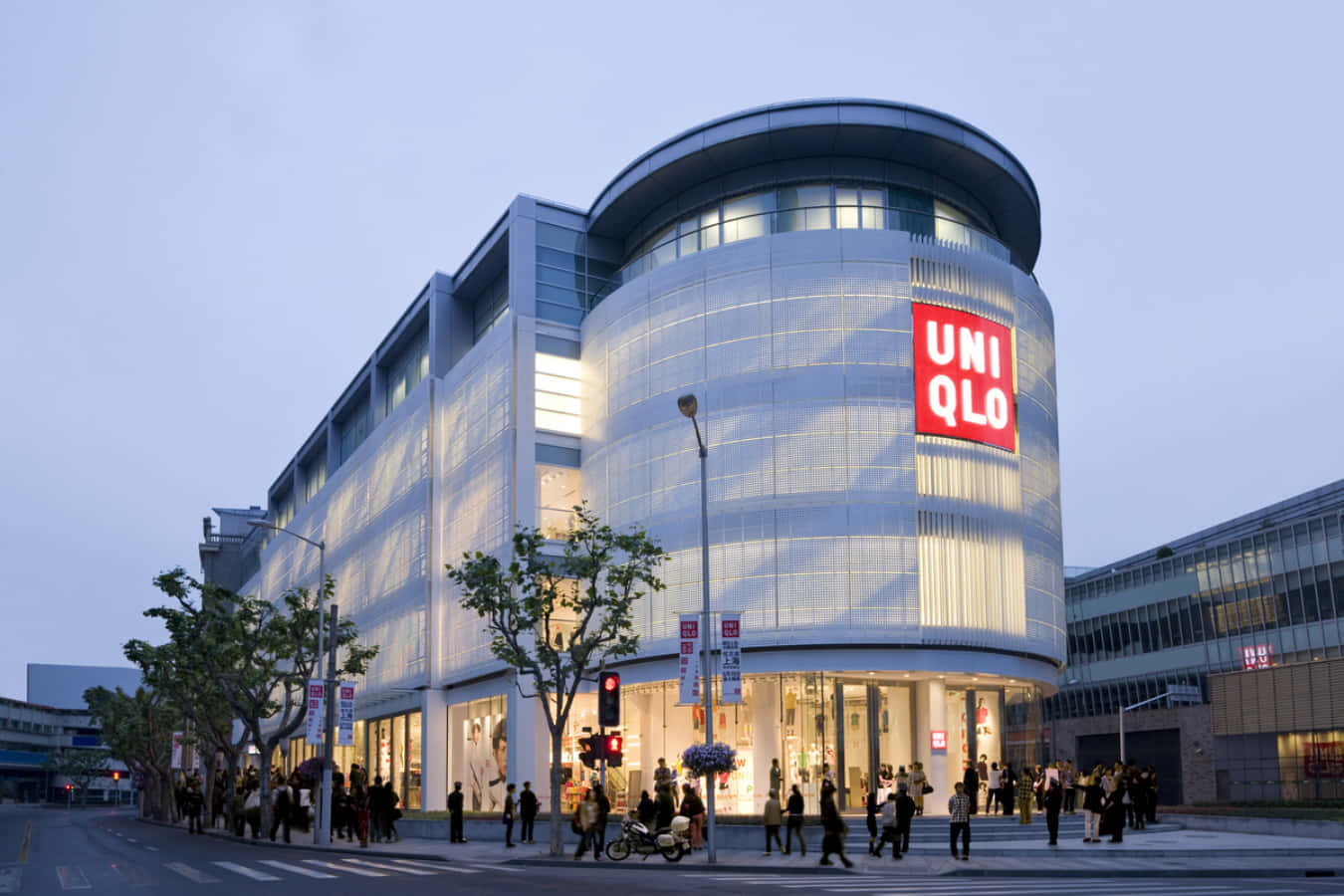 Feel Free to Express Yourself, with Uniqlo
