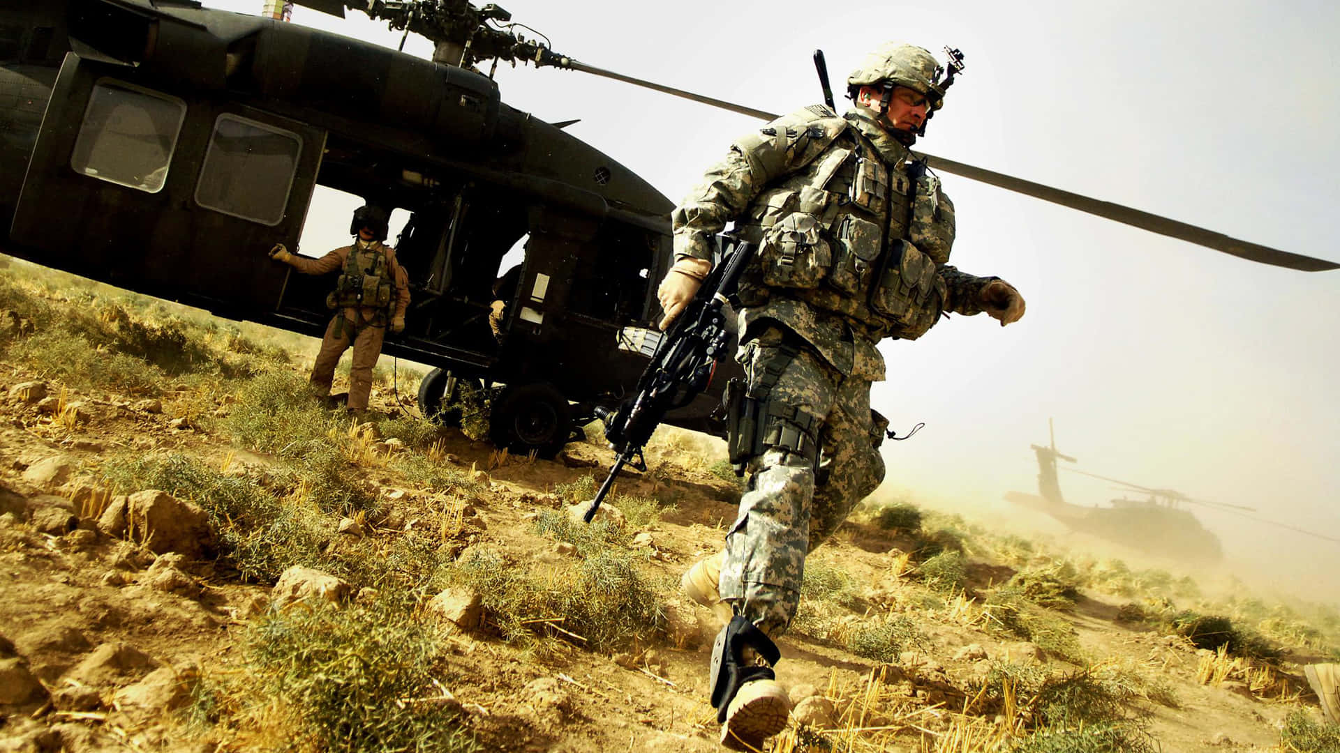 •united States Army - Unterstützung Von Amerikanischer Stärke Und Freiheit Wallpaper