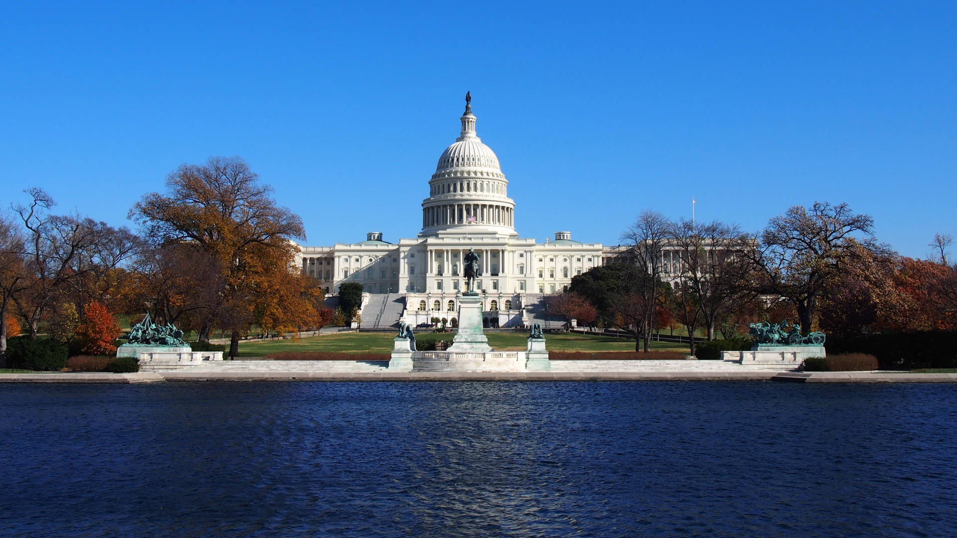 United States Capitol Lake Picture