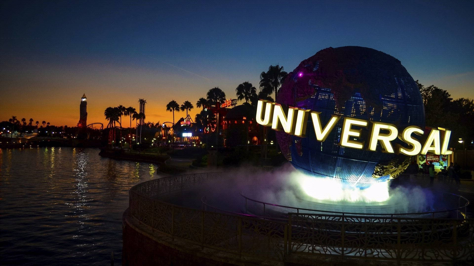 Universal Orlando Iconic Globeat Dusk Wallpaper