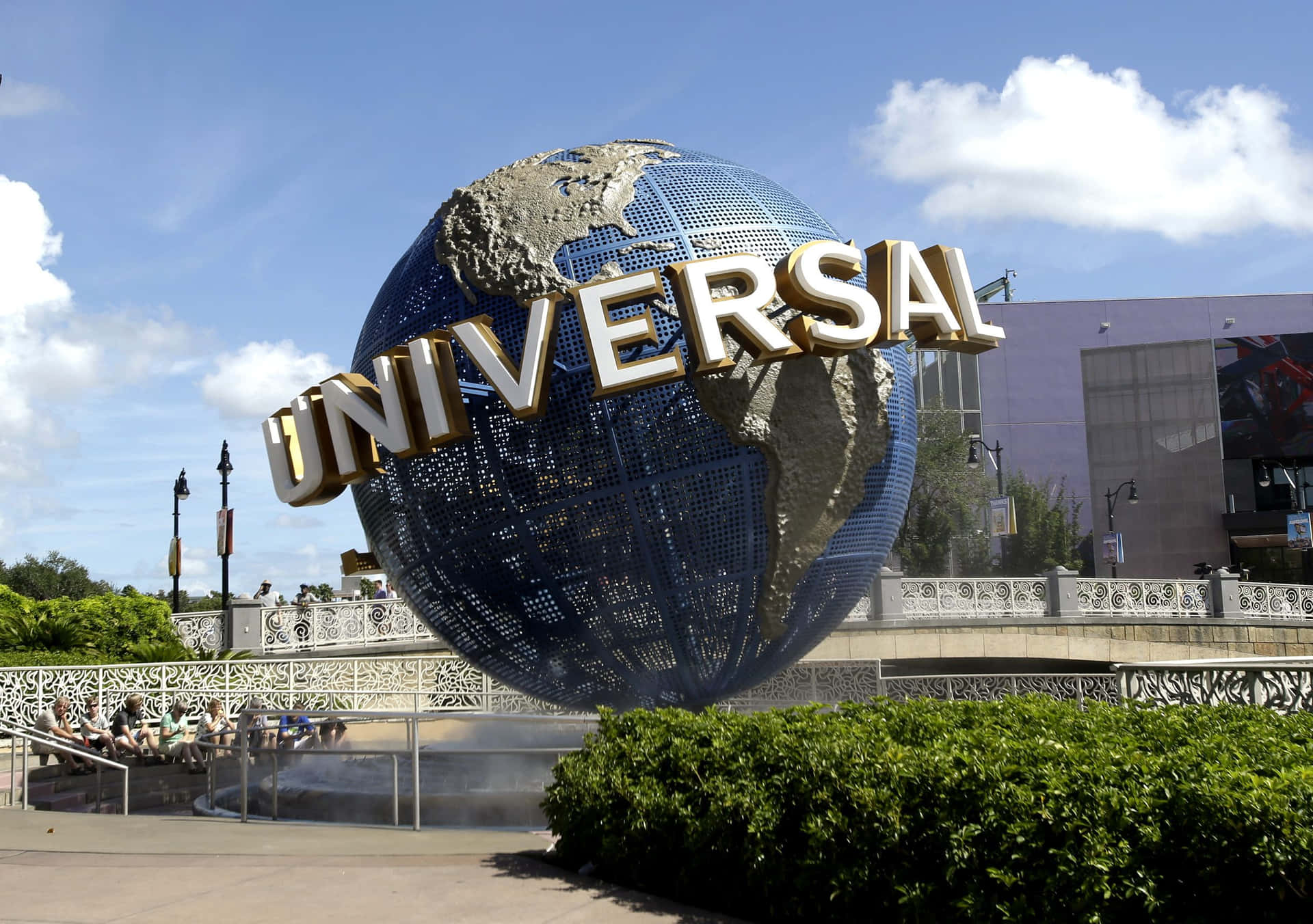 Universal Studios Globe Fountain Picture