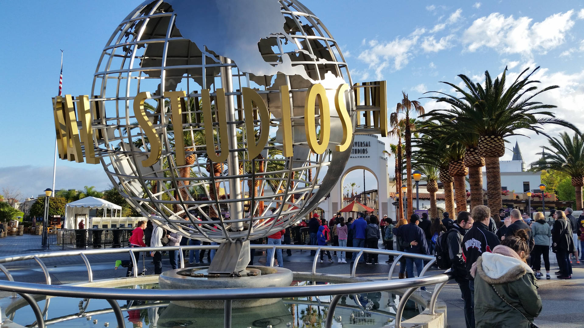 Globus fra Universal Studios på Forlystelsespark Baggrund Wallpaper
