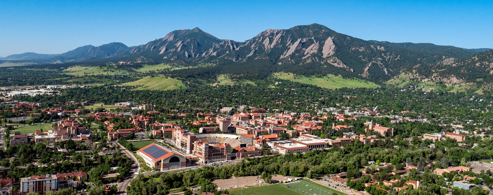 Vistaaerea Dell'università Del Colorado Sfondo