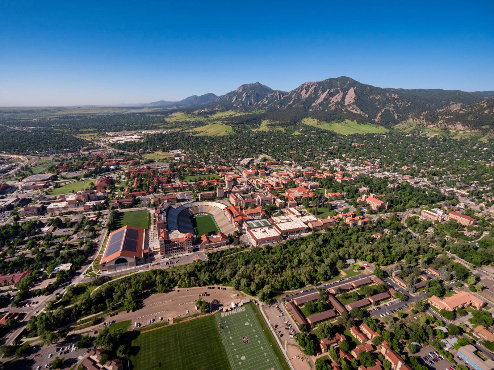 University Of Colorado At Boulder Aerial View Wallpaper