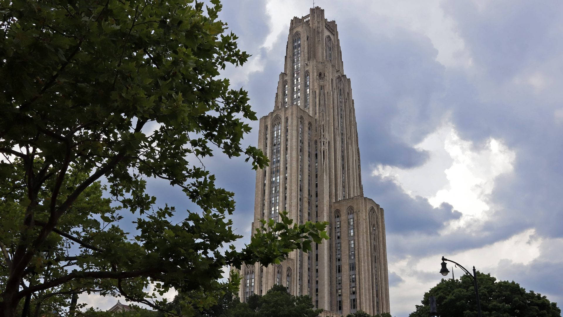 University Of Pittsburgh Cloudy Day Wallpaper