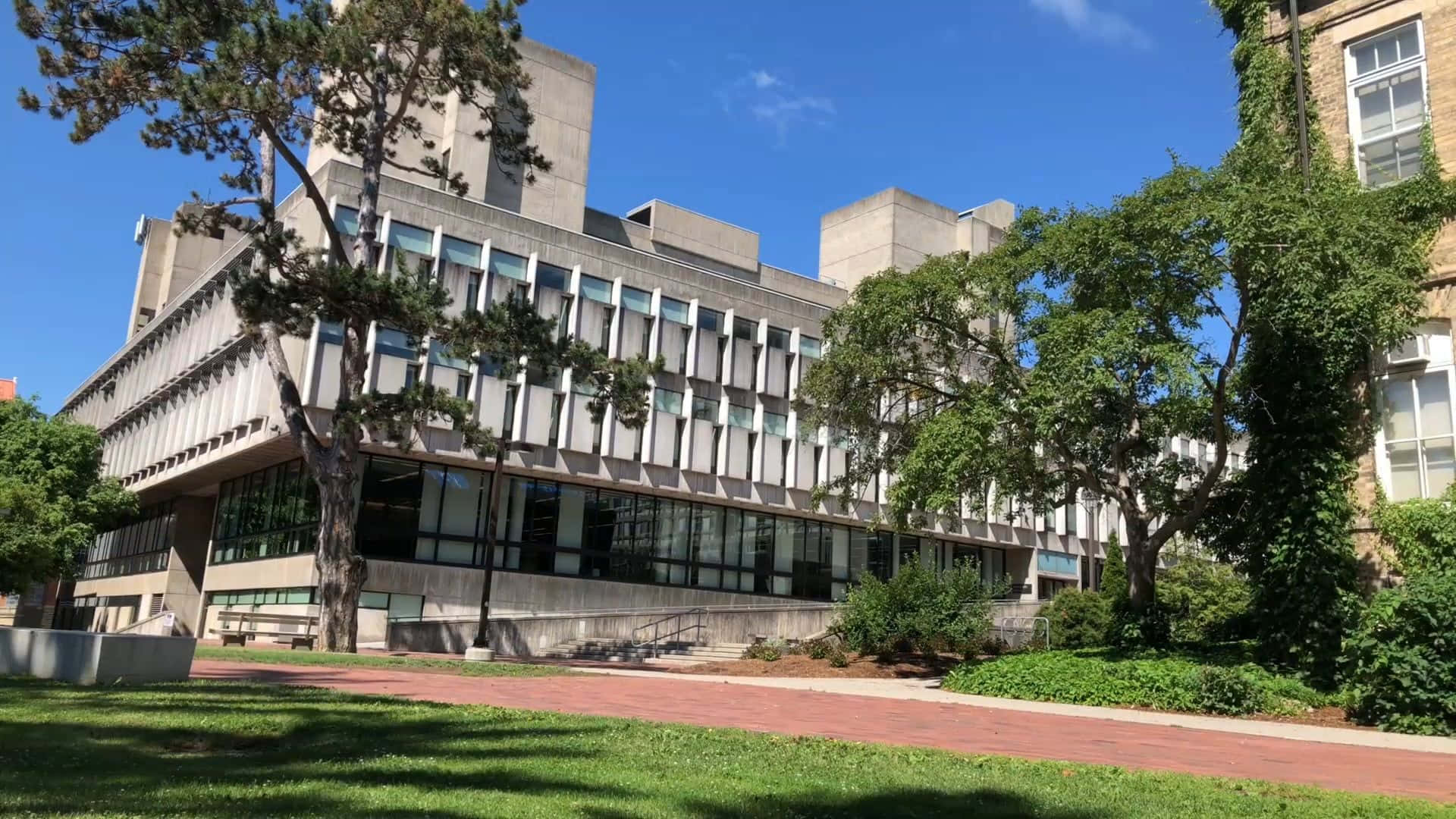 Universityof Guelph Campus Building Wallpaper