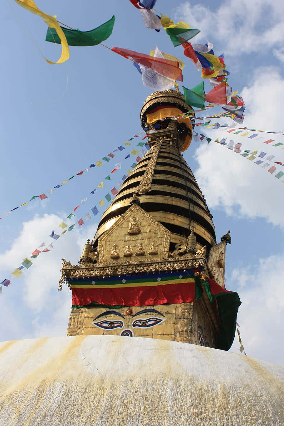 Den øverste halvdel af Boudhanath Stupa Wallpaper