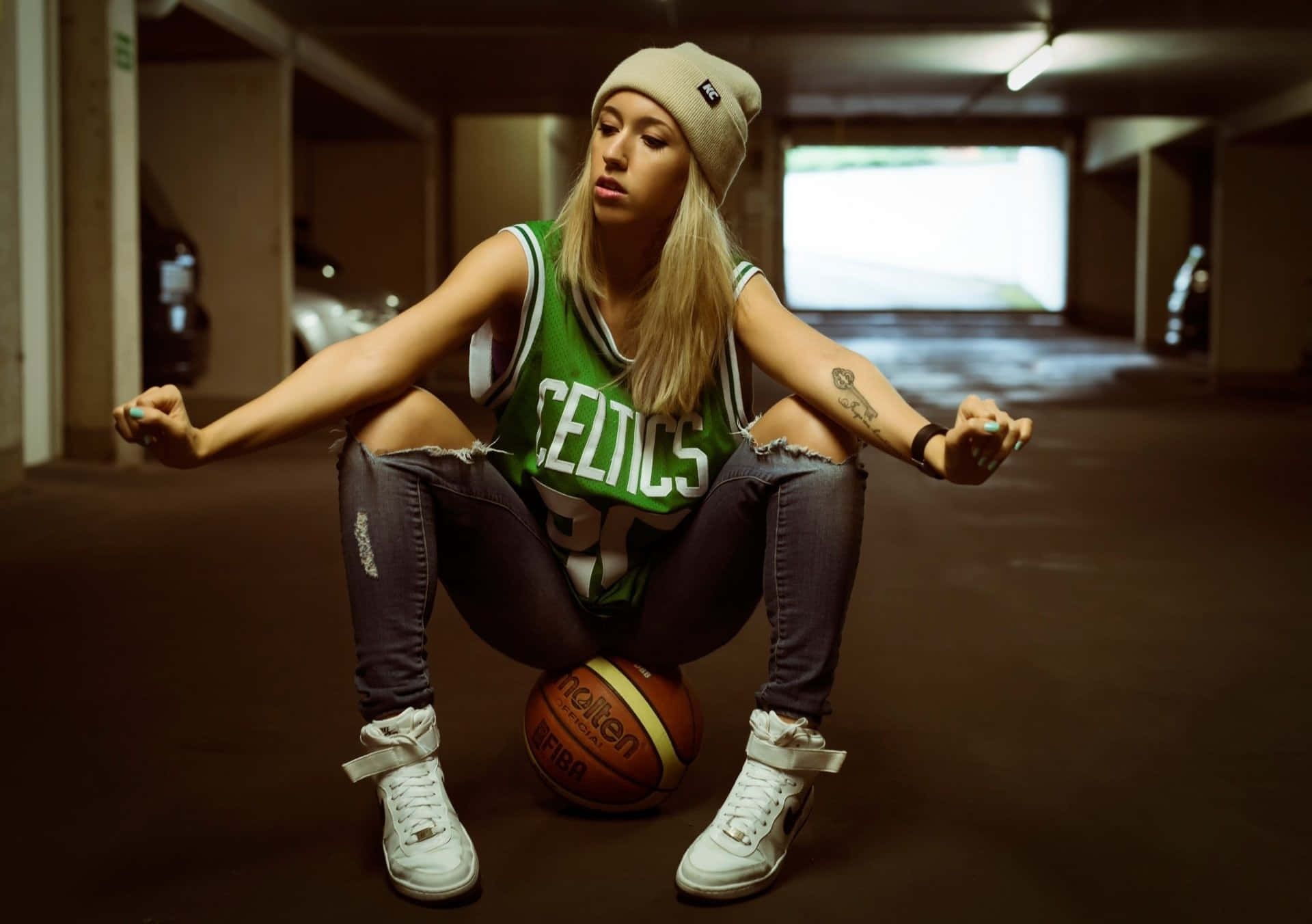 Urban Basketball Girl Aesthetic Wallpaper