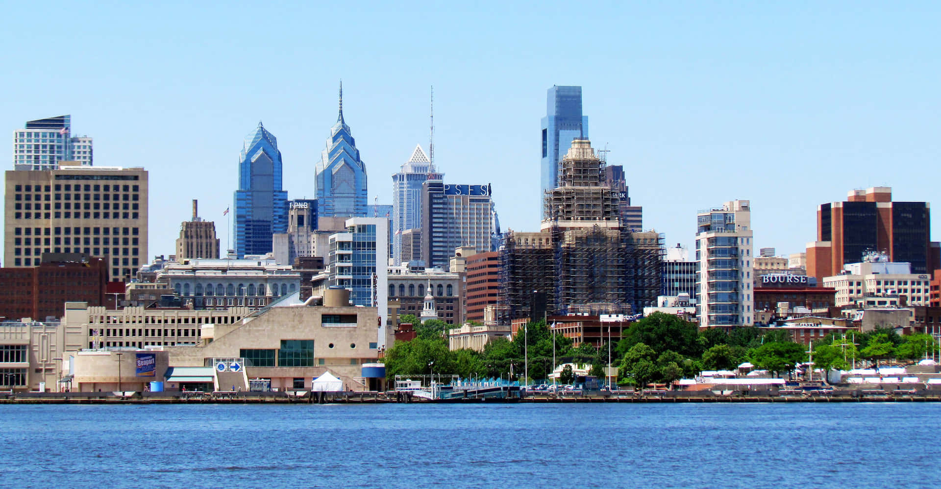 Urban Landscape Of Philadelphia Skyline Wallpaper