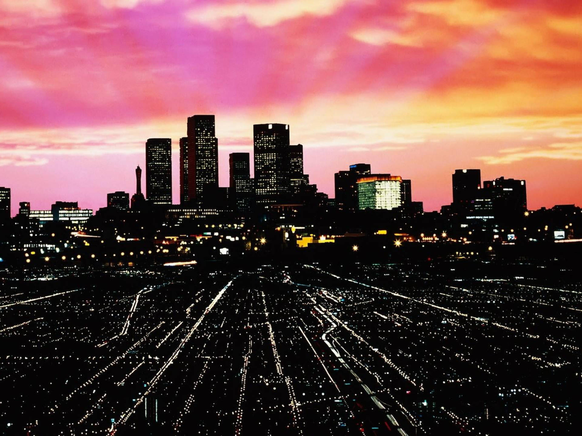 Urban Los Angeles sunset wallpaper
