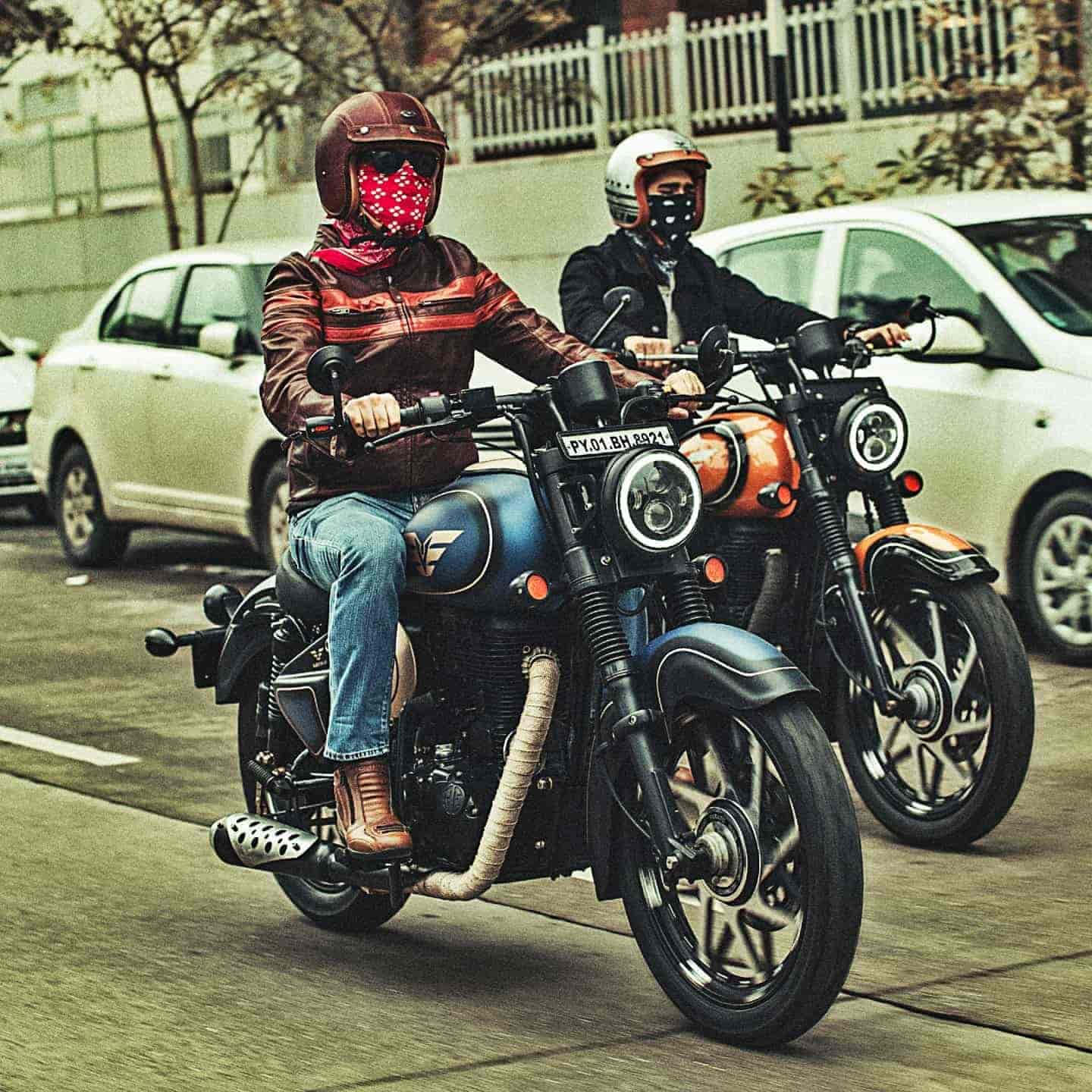 Urban Motorcycle Ride Vardenchi Wallpaper