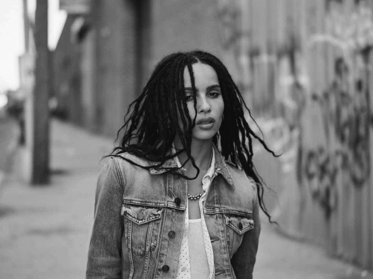 Urban Stilportrett Av Zoe Kravitz Bakgrunnsbildet