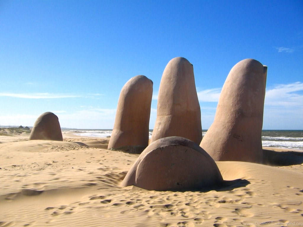 Uruguay Playa Mansa Hand Sculpture