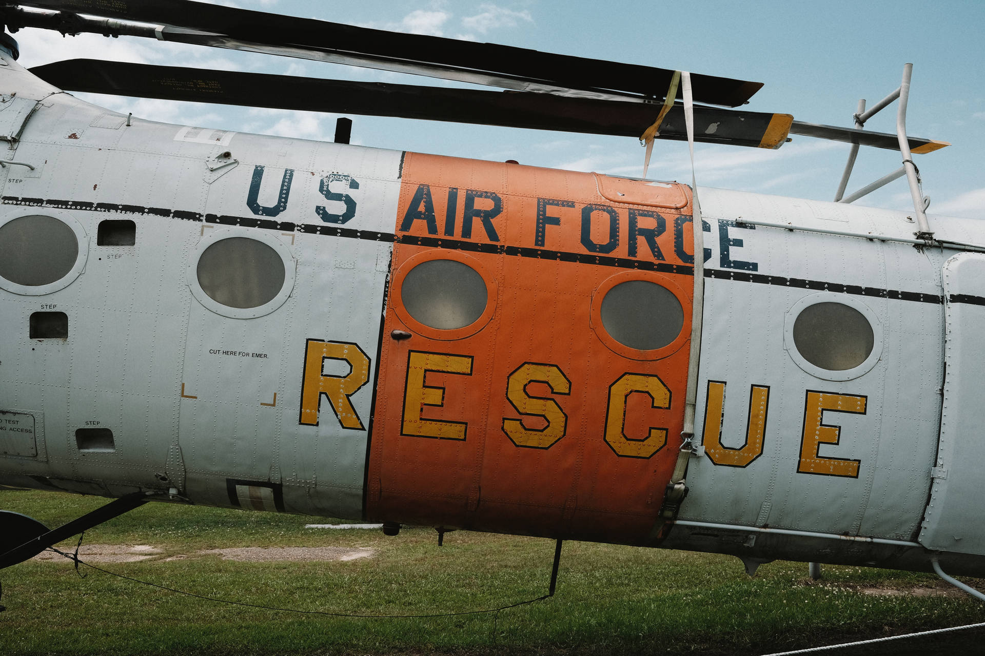 Us Air Force Rescue Plane Wallpaper
