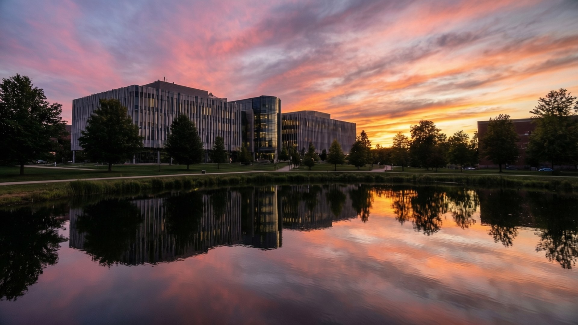 UTM Sunset Reflection Bakgrundsbilder