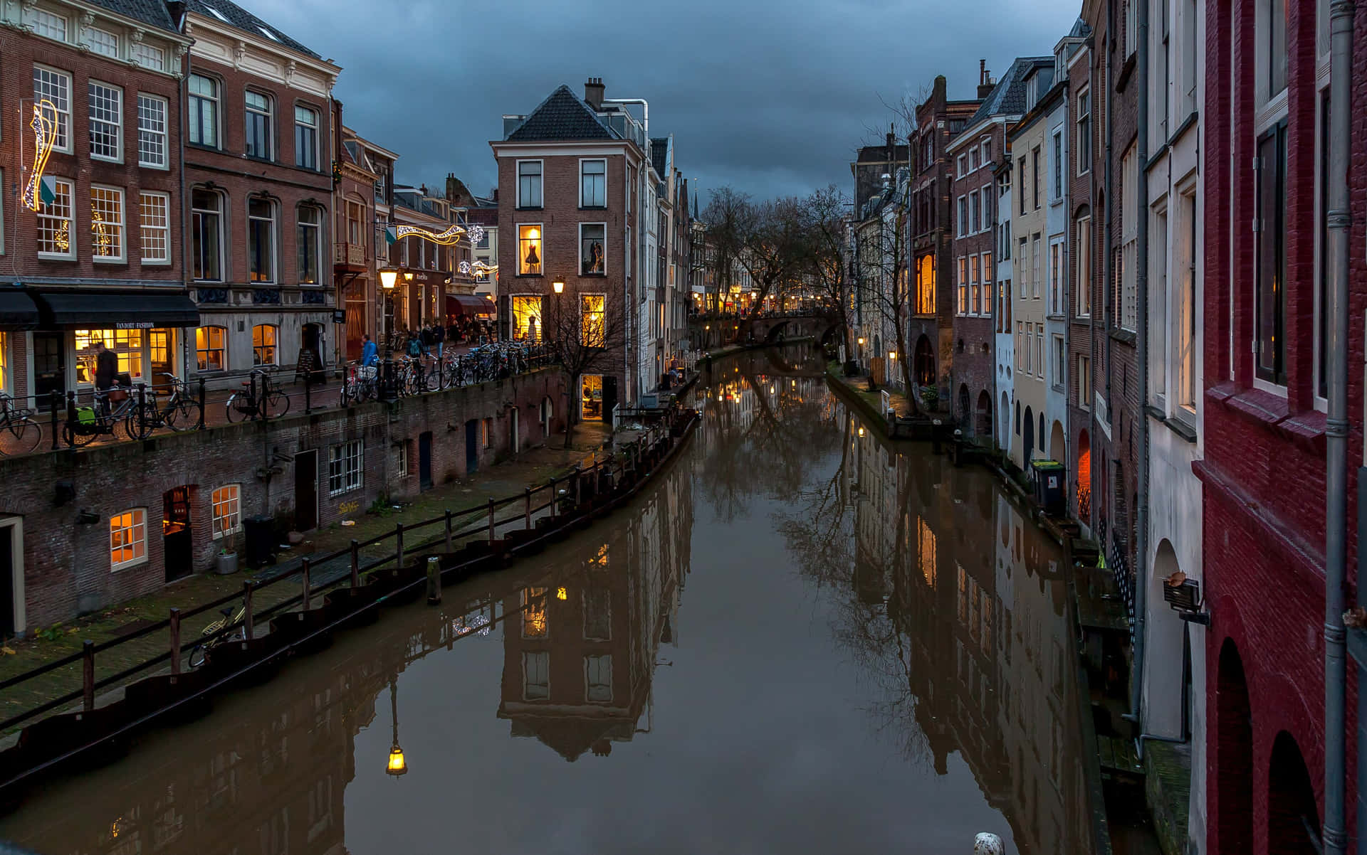 Utrecht Canal Evening Twilight Wallpaper