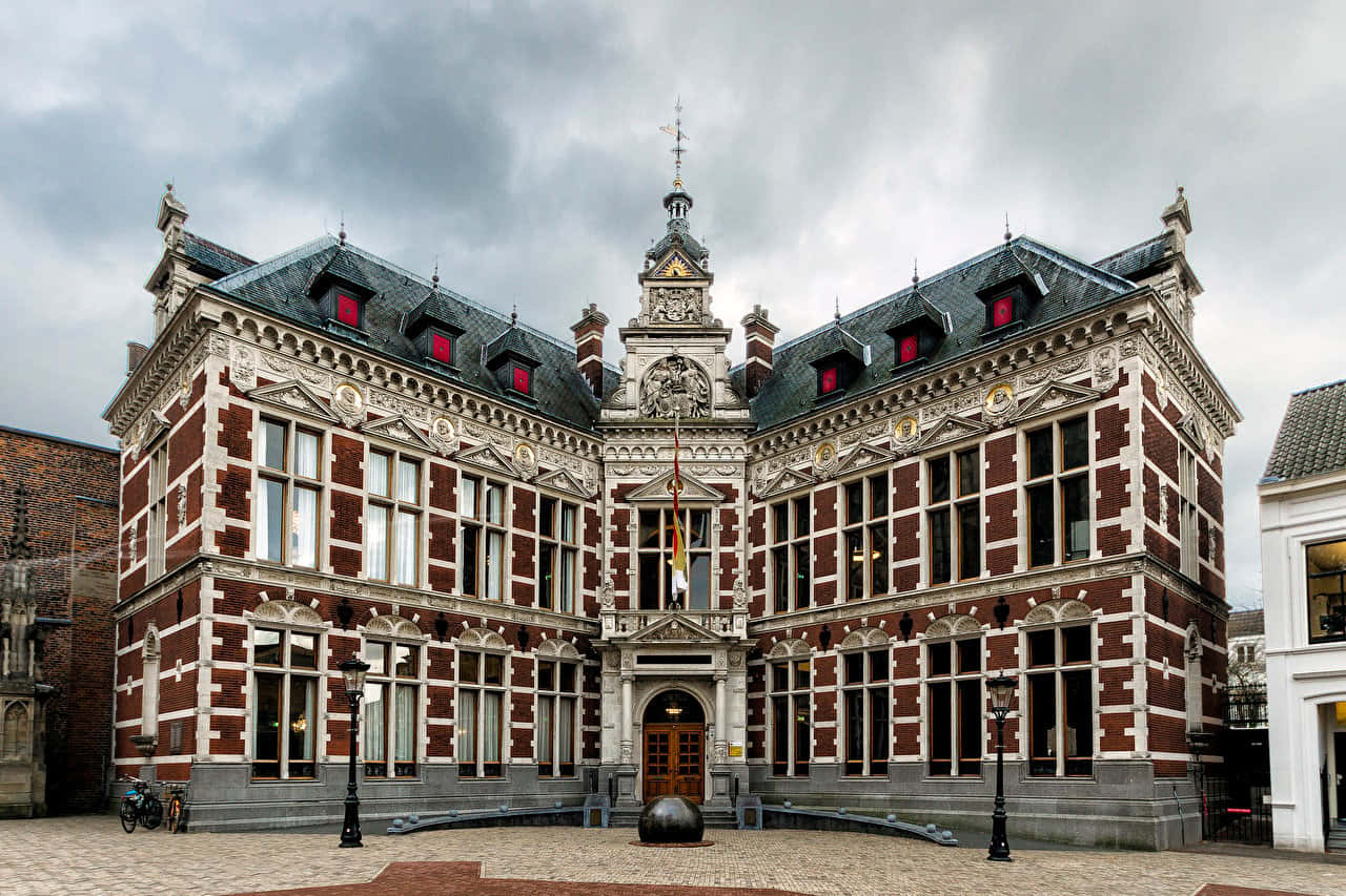 Utrecht Historical Building Architecture Wallpaper