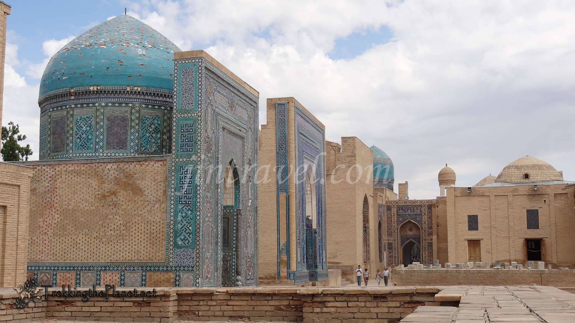 Udarbejd et smukt baggrundsbillede af Uzbekistan Shah-i-Zinda Ensemble monumentet. Wallpaper
