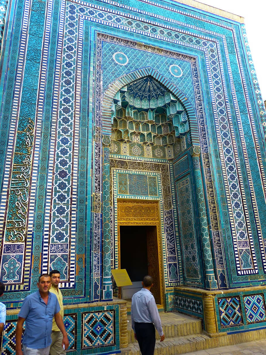 Se det smukke billede af det historiske arkitektoniske mesterværk, Uzbekistan Shah-i-Zinda Necropolis. Wallpaper