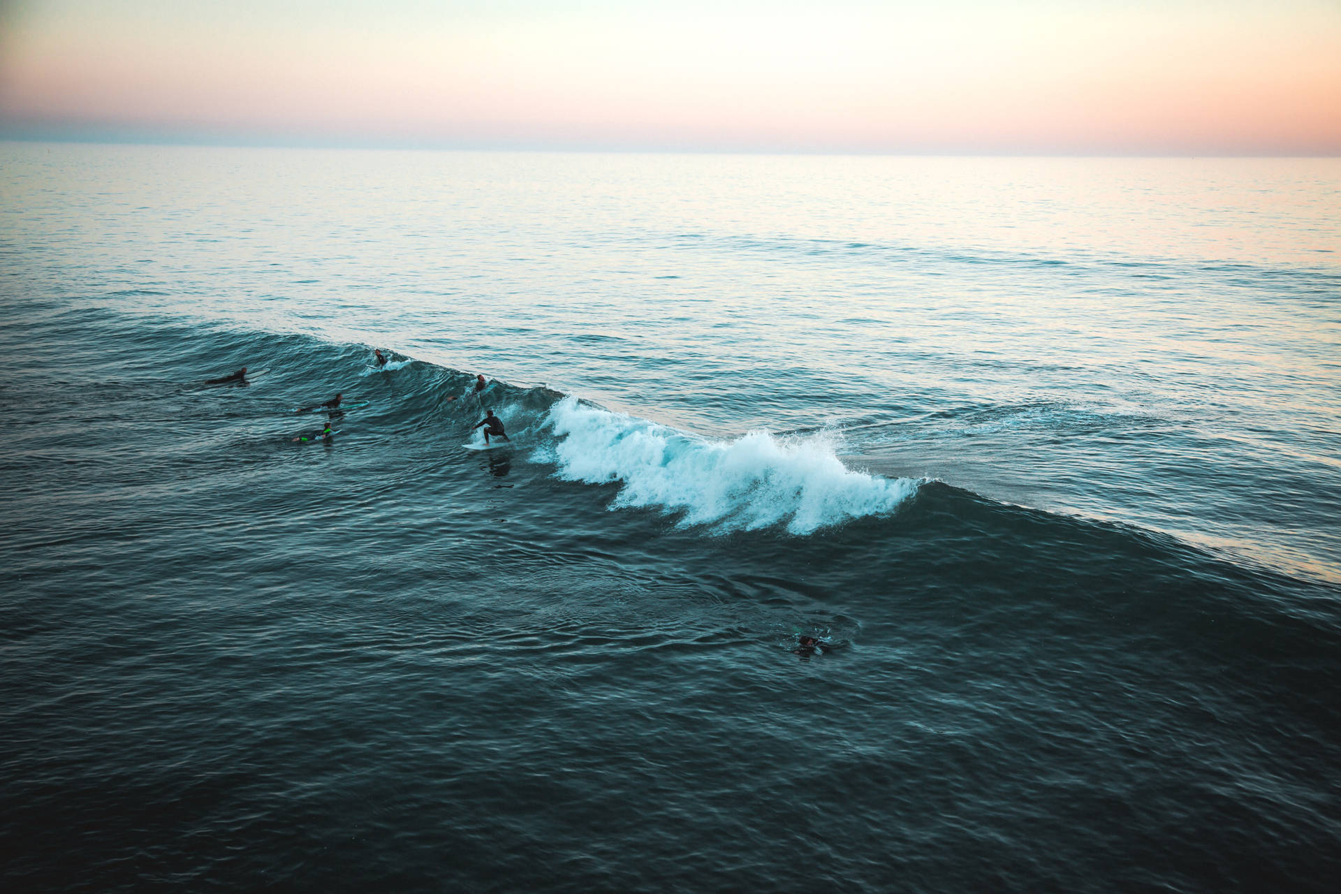 Våg Och Surfare Cool Pc Wallpaper