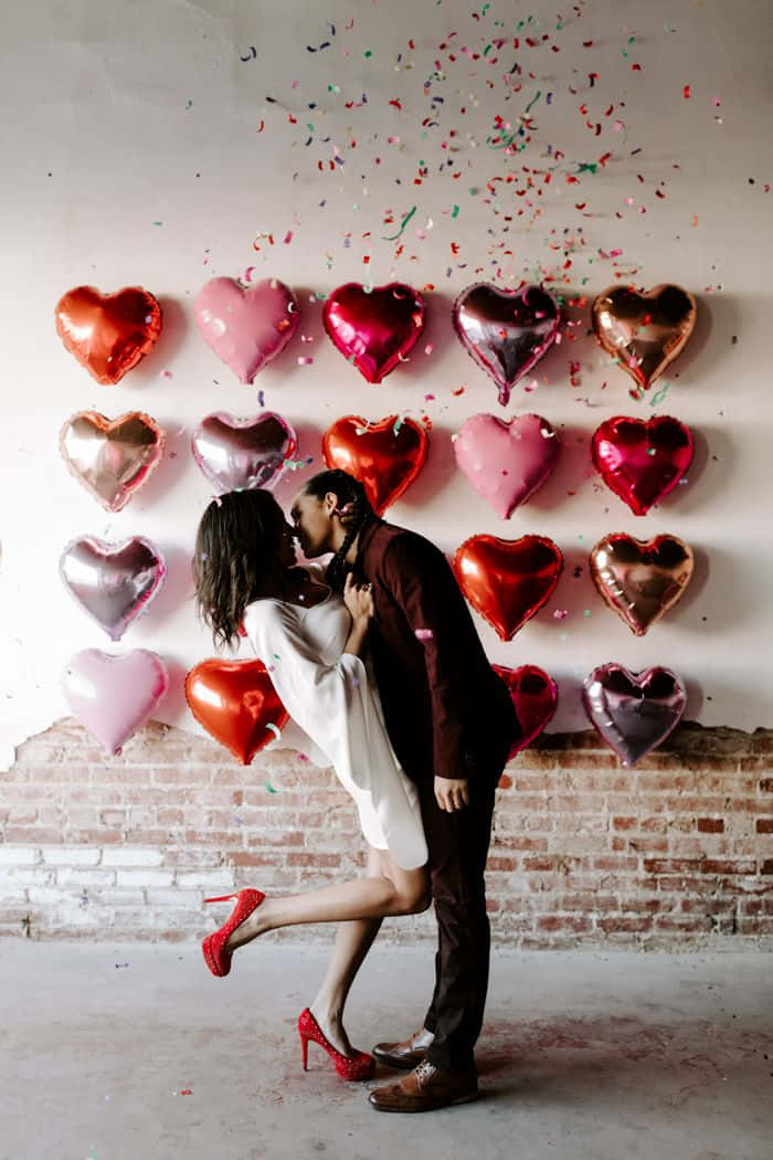 Couple Kissing Valentines Day Pictures