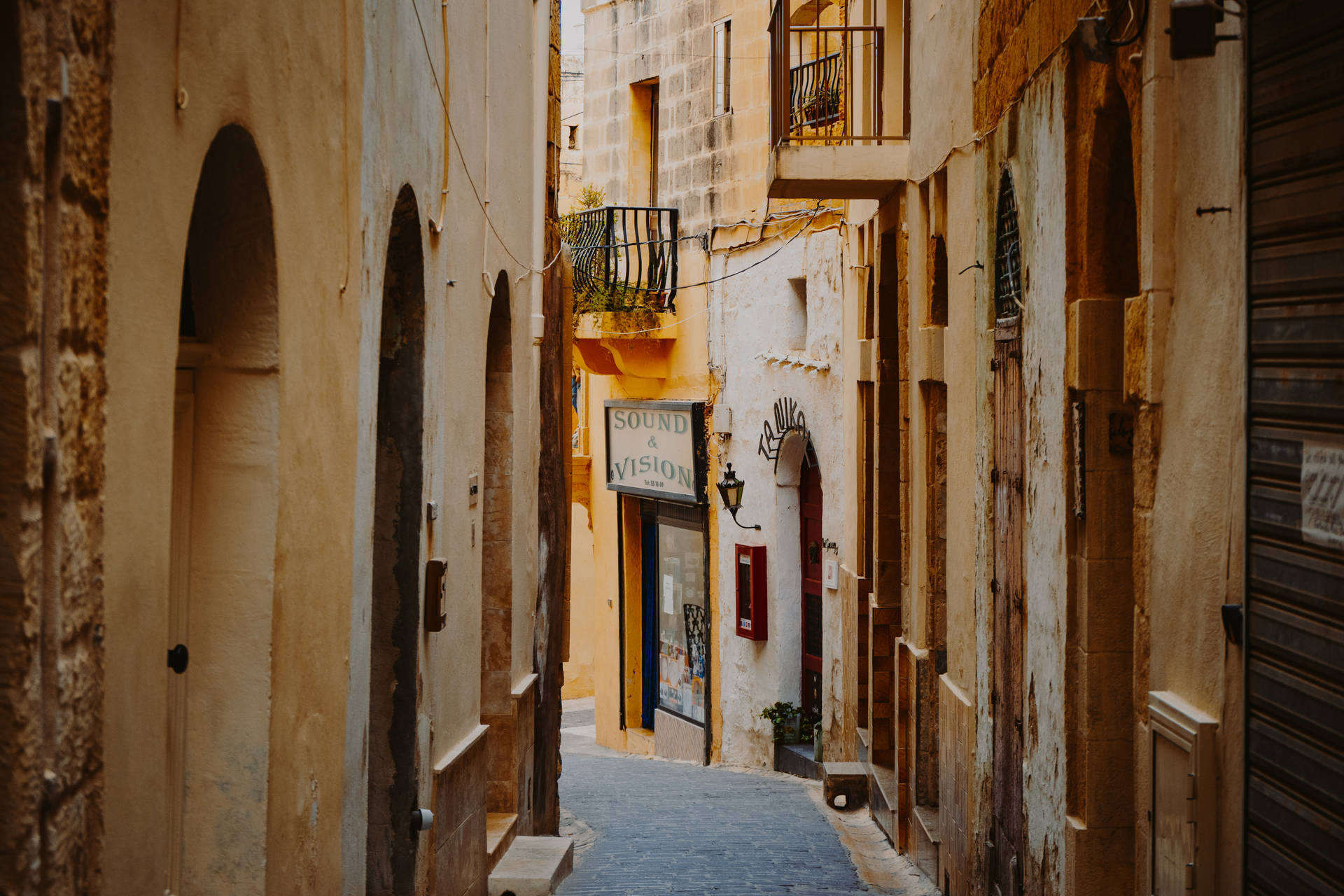 Valetta Alley Malta