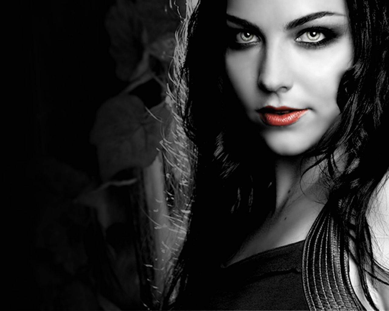 Let love take control and give into temptation - Vampire Evanescence Wallpaper