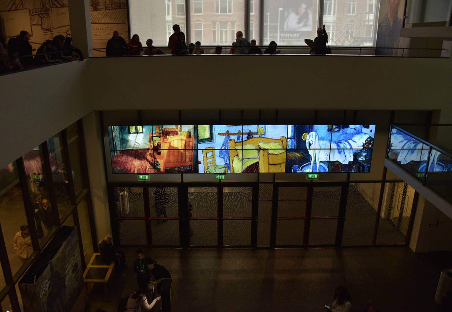 Instalaciónde Arte Del Museo Van Gogh Fondo de pantalla