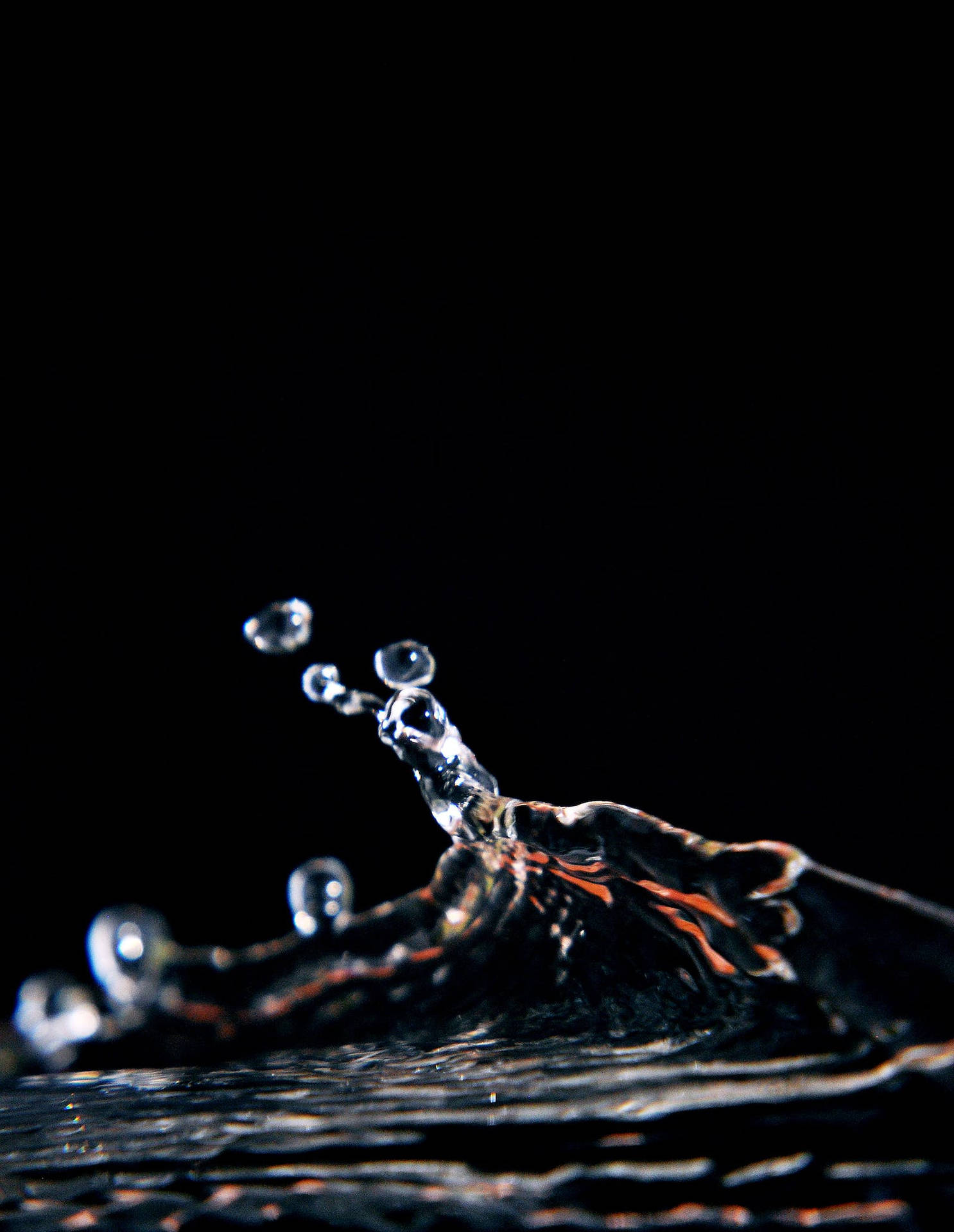Vand Splash Minimal Mørk Iphone Wallpaper
