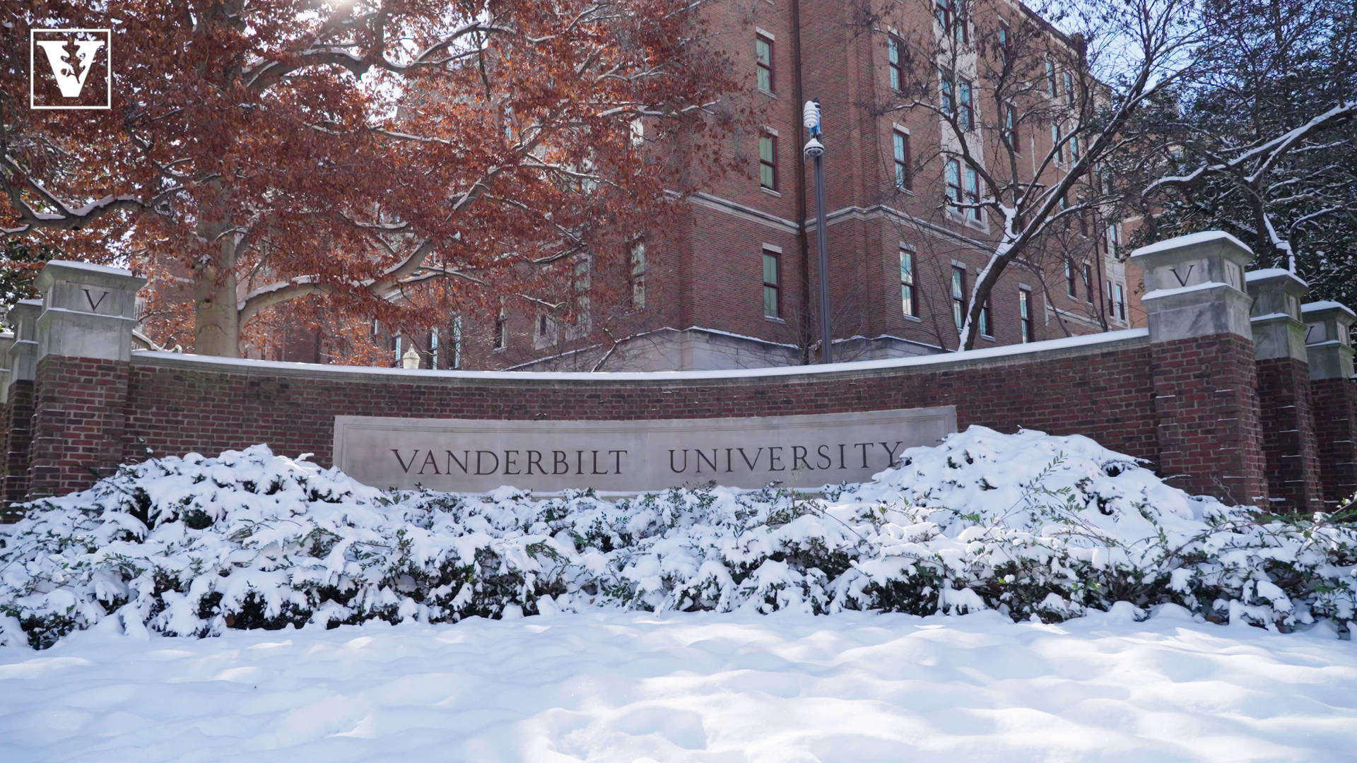 Vanderbilt University Entrance In Winter Wallpaper