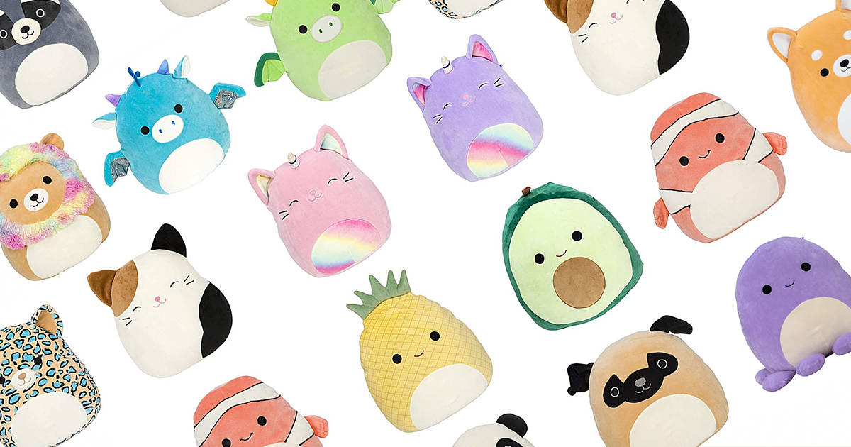 Variety Of Squishmallows Pattern Wallpaper