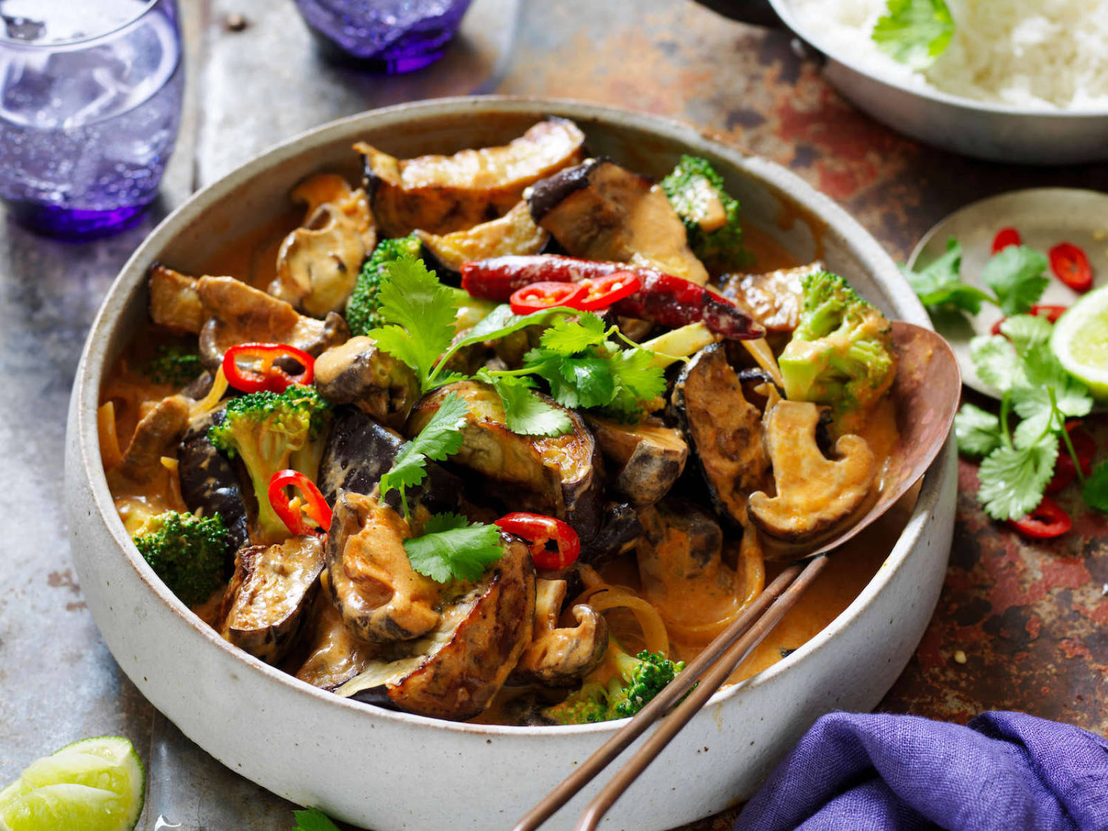 Vegetable Red Thai Curry In Bowl Wallpaper