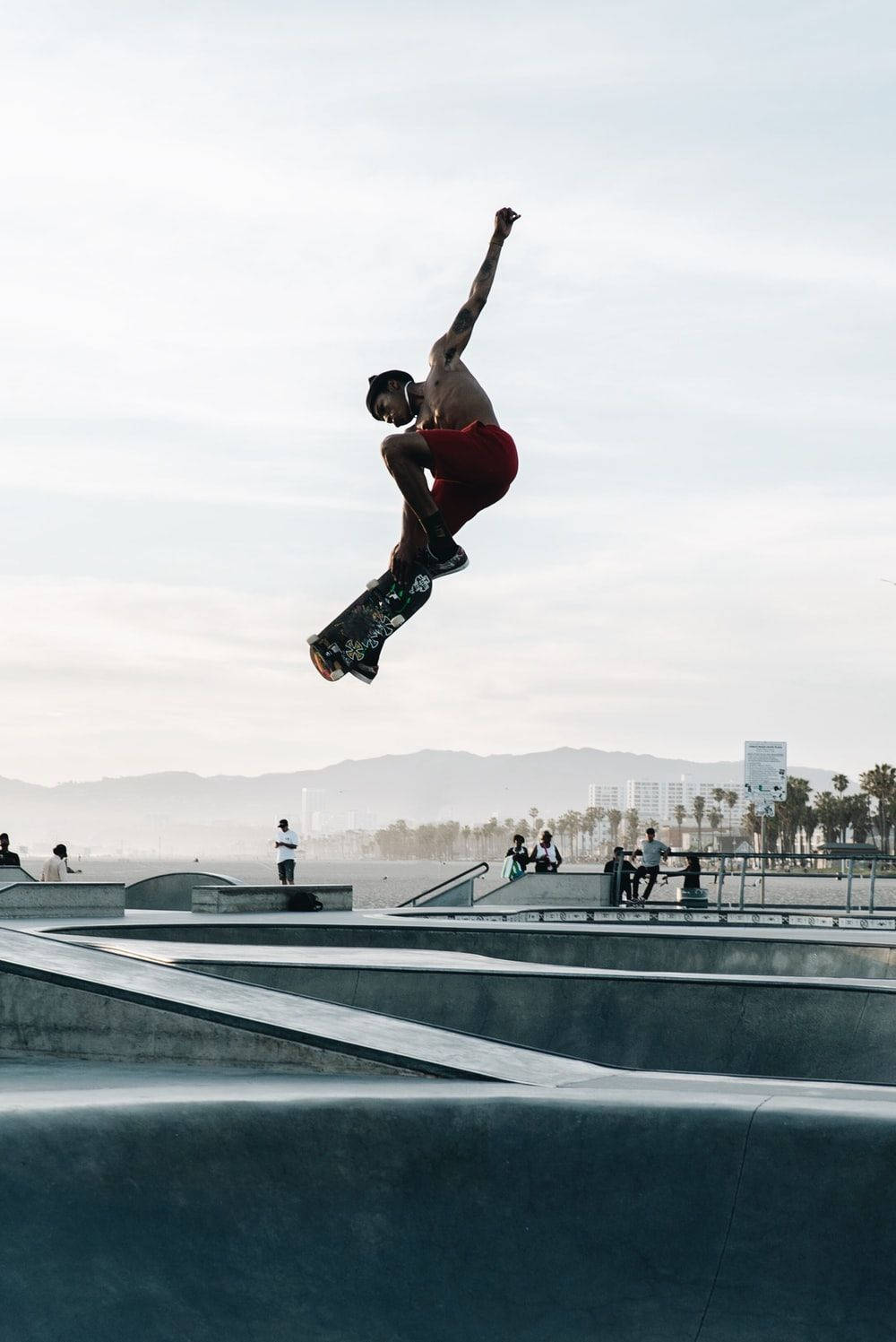 Venice Beach Skatepark California Stunt Skater Aesthetic Wallpaper