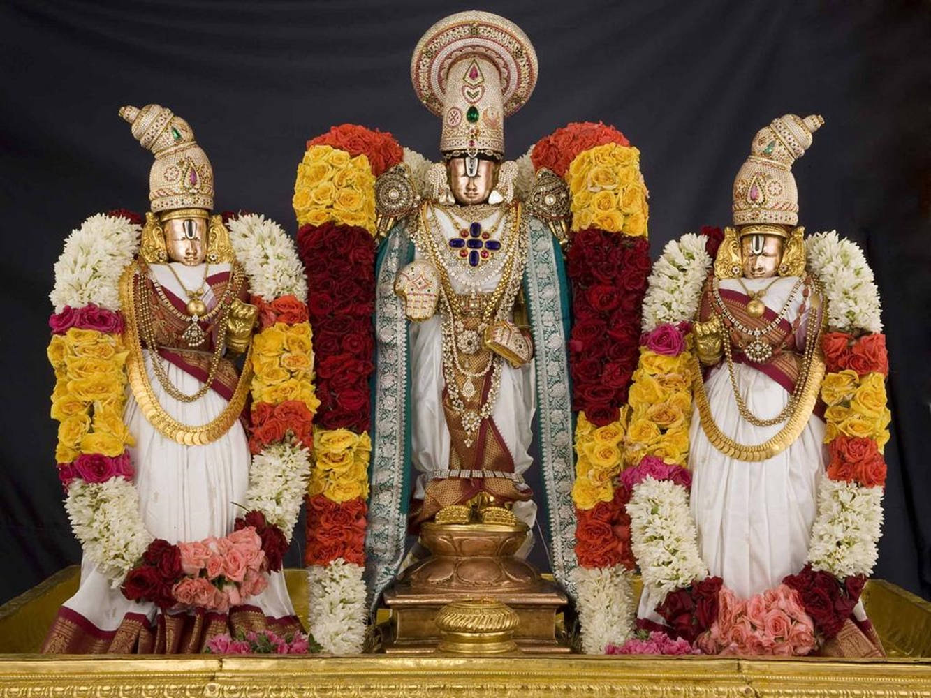 Venkateswara Swamy Deities Of Vishnu Wallpaper