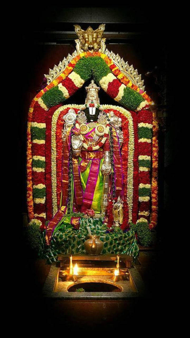 Altare Indù Floreale Venkateswara Swamy Sfondo