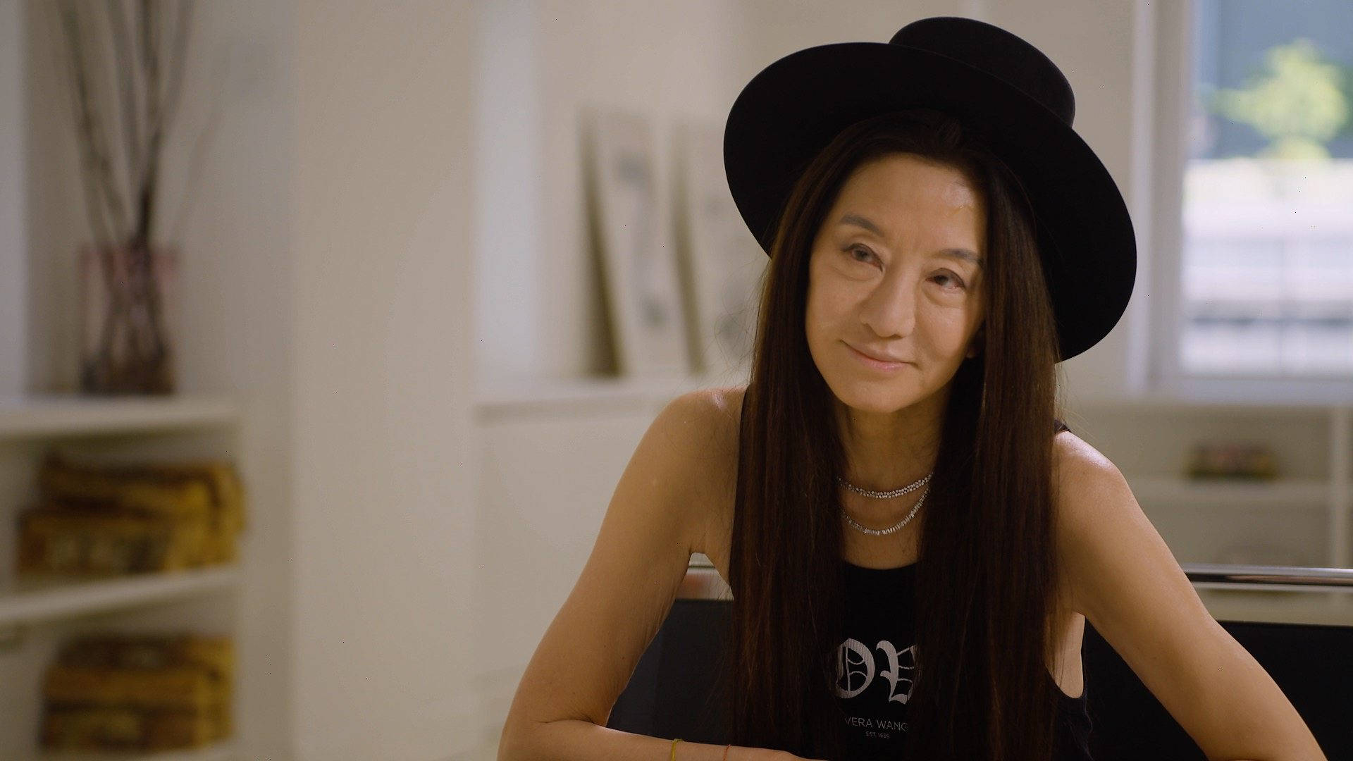 Vera Wang Wearing Black Hat Wallpaper